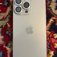 ایفن ۱۵ پرومکس