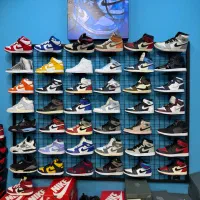 فروشنده آقا