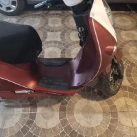 موتور پیشرو برقی باتری تازه تعویض تخفیف خوب|موتورسیکلت|شیراز, ارم|دیوار