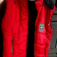 پافر قرمز خوش رنگ و اسپرت درحدِ نو