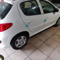پژو۲۰۷iدستی پانوراما ارتقا یافته سفید رنگ مدل۱۴۰۴|خودرو سواری و وانت|همدان, |دیوار