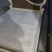 تخت خواب دو نفره