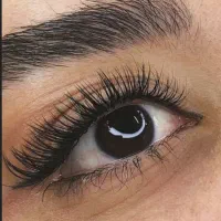 اکستنشن مژه و لیفت مژه و ابرو