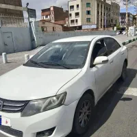 آریو ۹۶ سفید تک برگ