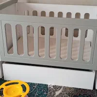 گهواره و تخت کودک