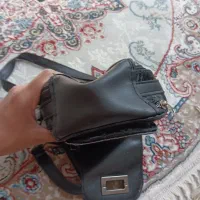 کیف گردنی هست سالم به شرط فوری با تخفیف|کیف، کفش، کمربند|ری, تقی آباد|دیوار