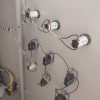 تابلو برق|ماشین‌آلات صنعتی|فولادشهر, A1|دیوار