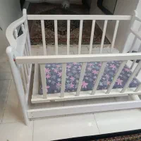 تعدادی وسایل بچه|اسباب و اثاث بچه|آبیک, |دیوار