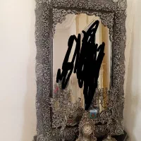 کمد و آیینه وشمعدان