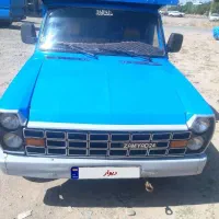 نیسان وانت