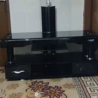 میز تلویزیون شیشه ای