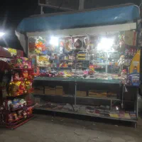 استخدام کارگر برای دکه