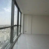 ۸۵  متر سند اداری / بر اصلی /  ۲‌ پارکینگ‌ سندی