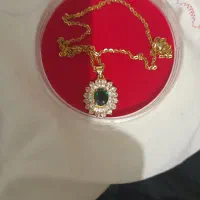 گردنبند نگین سبز