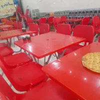 کارگر ساندویچی وفلافلی