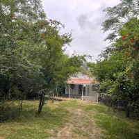 ۳۴۰۰ متر خانه و محوطه ویلایی سند دار پای کوه