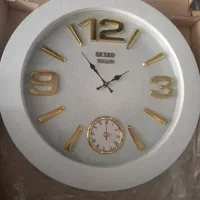 ساعت دیواری