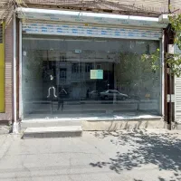 مغازه ۲۴ متری بر خیابان