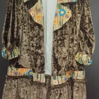 پالتوی مخمل گلدوزی شده|لباس|بابلسر, |دیوار