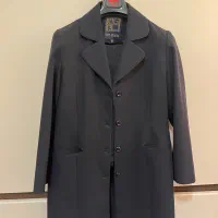 تعدادی لباس زنانه|لباس|بابل, |دیوار