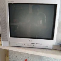 لباس شوی تلویزیون ومیزه سالم بادستگاه دیجیتال