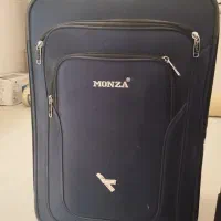 چمدان مسافرتی برزنتی|کیف، کفش، کمربند|صدرا-فارس, فاز ۲|دیوار