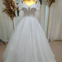 لباس عروس زیبا|لباس|نجف‌آباد, باغ ملی|دیوار