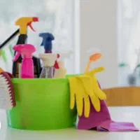 نظافت ،منزل ،پارکینگ،راه پله ،توسط خانم وآقا