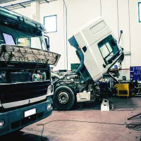 مکانیک نیمه سنگین .ایسوزو