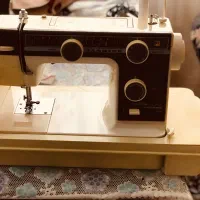 چرخ خیاتی ژانومه|چرخ خیاطی و ریسندگی|فردیس, سپید دشت|دیوار