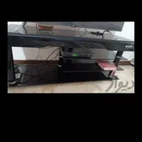 میز تلویزیون شیشه ای