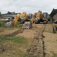 خدمات بیل مکانیکی. بکهو. کمپرسی