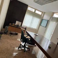 بلوار کشاورز 800 متر سند اداری  تکواحد در سه طبقه