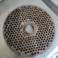 پنجره چرخ گوشت ۴۲|ظروف پخت‌وپز|قم, آذر (نکویی)|دیوار