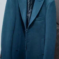یک پالتو (کت نیمه بلند مردانه )