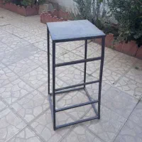 چهار پایه  در حد نو سالم