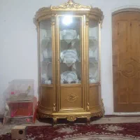 گنجه طلایی مرتب تمیز