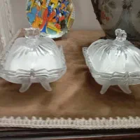 یک جفت قندان ژاپن یخی