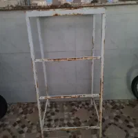 چهارپایه آهنی