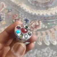 نقره توباز اصل ااگرم و9جواهر 15گرم تمام نگینها اصل