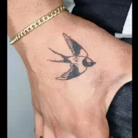 اجرای تاتو پرسینگ میکرودرمال چال لپ|خدمات آرایشگری و زیبایی|فولادشهر, B2|دیوار