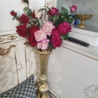 گل و گلدان سالم