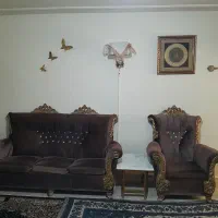 مبل ۶نفره با یک تابلو منظره|مبلمان خانگی و میز عسلی|تهران, شوش (باغ آذری)|دیوار
