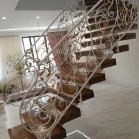 اجرای نرده چوبی و پله چوبی|خدمات پیشه و مهارت|همدان, |دیوار