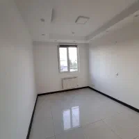 ۸۰ متر/بَر خیابان/لوکیشن طلایی