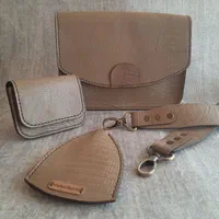 کیف دوشی زنانه (مجلسی)