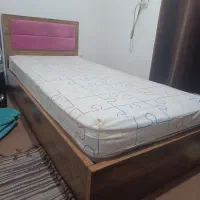 تخت یکنفره