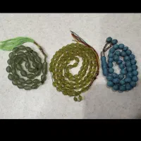 فروش زیورالات وتسبیح تراش دست افغان