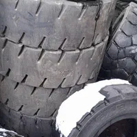 لاستیک لیفتراک (( تو پر و بادی ))درهرسایزی باضمانت|قطعات یدکی و لوازم جانبی|تهران, علی‌آباد|دیوار