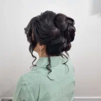 شنیون فقط و فقط ۴۰۰|خدمات آرایشگری و زیبایی|فولادشهر, C4|دیوار